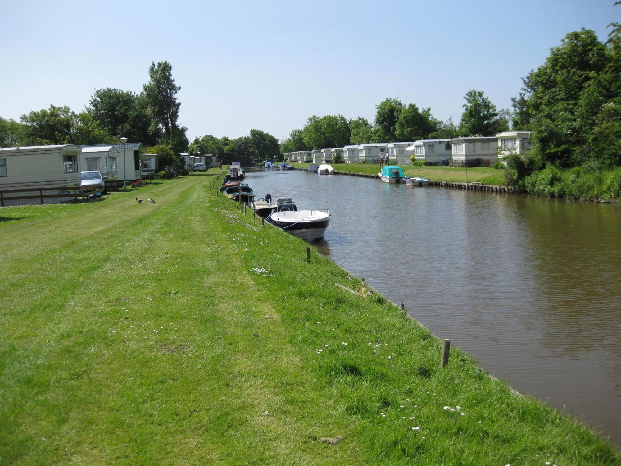 Bed And Breakfast De Zeehoeve Harlingen Extérieur photo